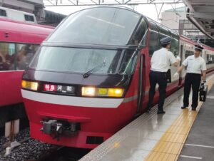 名鉄特急　快特１２００系パノラマスーパー