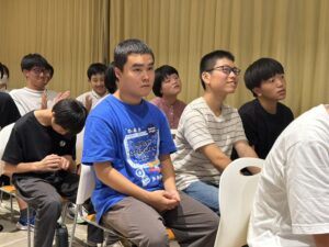 緊張した報告会